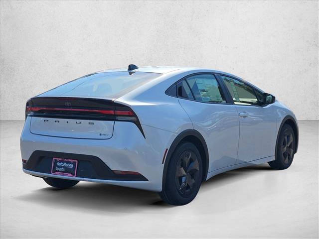 New 2026 Toyota Prius LE FWD image 2