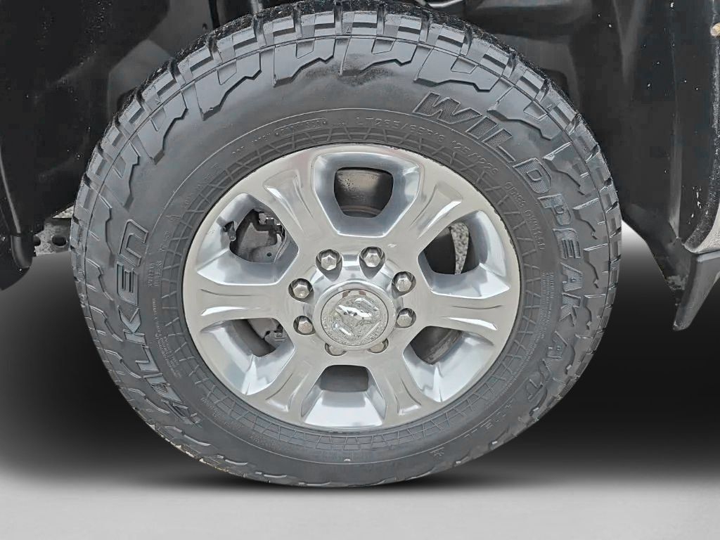 Used 2021 RAM 3500 Big Horn w/ Level 2 Equipment Group AWD/4WD image 9
