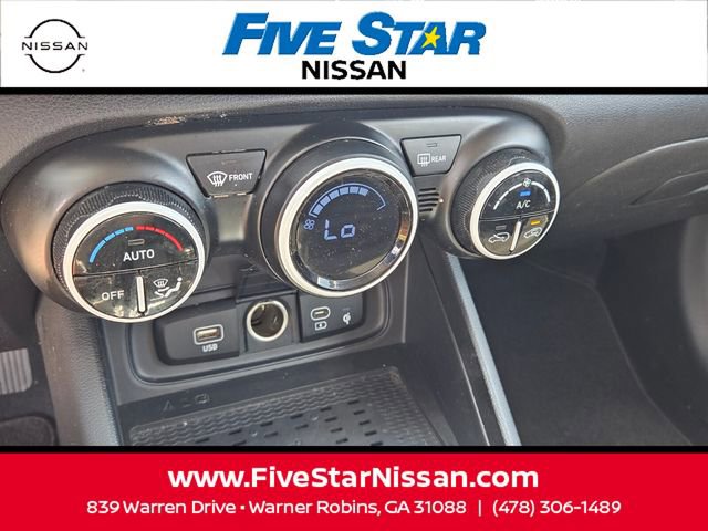 Used 2023 Nissan Rogue SV w/ SV Premium B Package FWD image 21