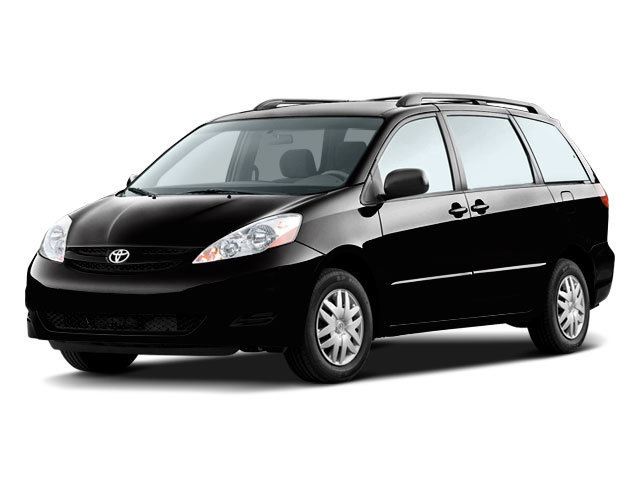 Used 2009 Toyota Sienna LE FWD image 1