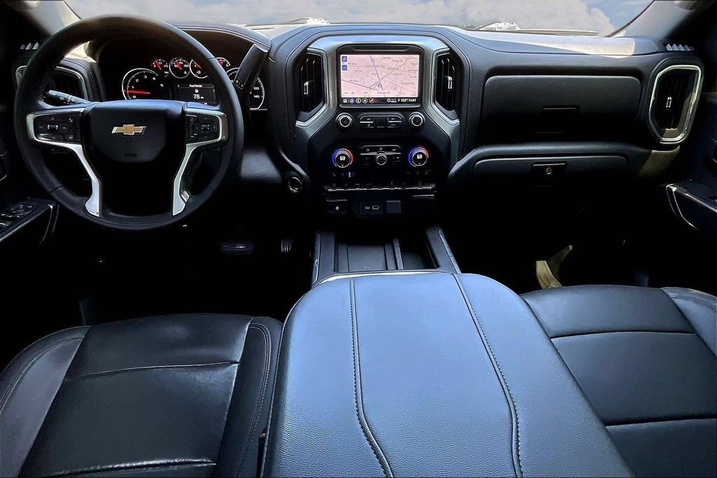 Used 2023 Chevrolet Silverado 3500 LTZ AWD/4WD image 10