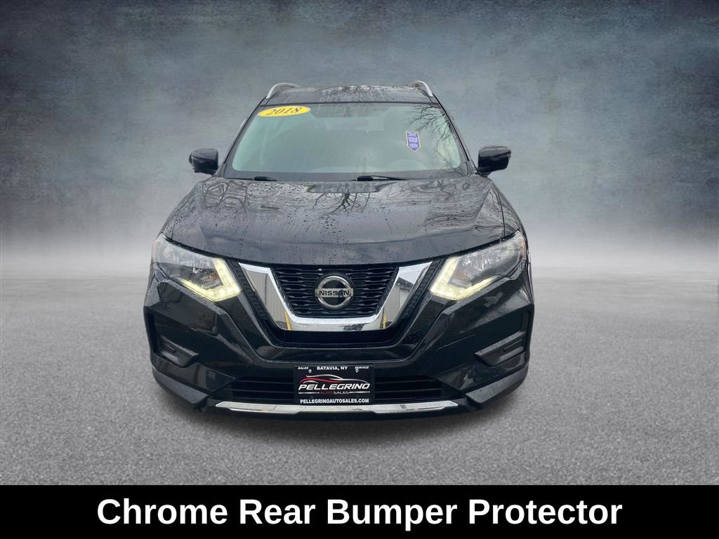 Used 2018 Nissan Rogue SV w/ Premium Package image 10