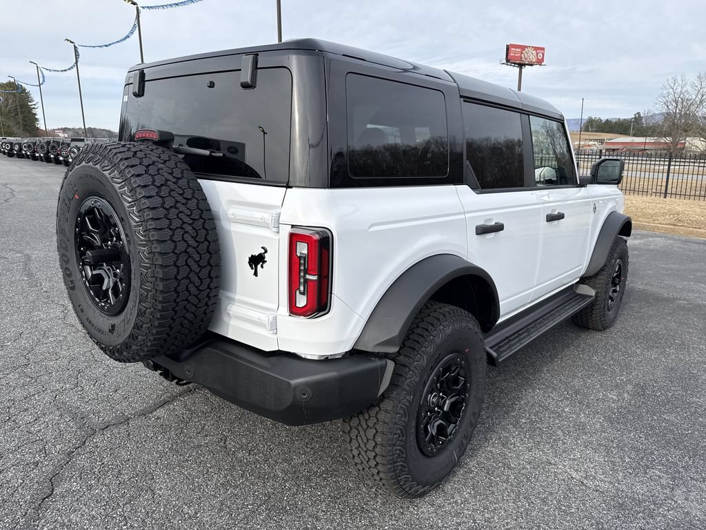 New 2025 Ford Bronco Outer Banks w/ Sasquatch Package AWD/4WD image 7
