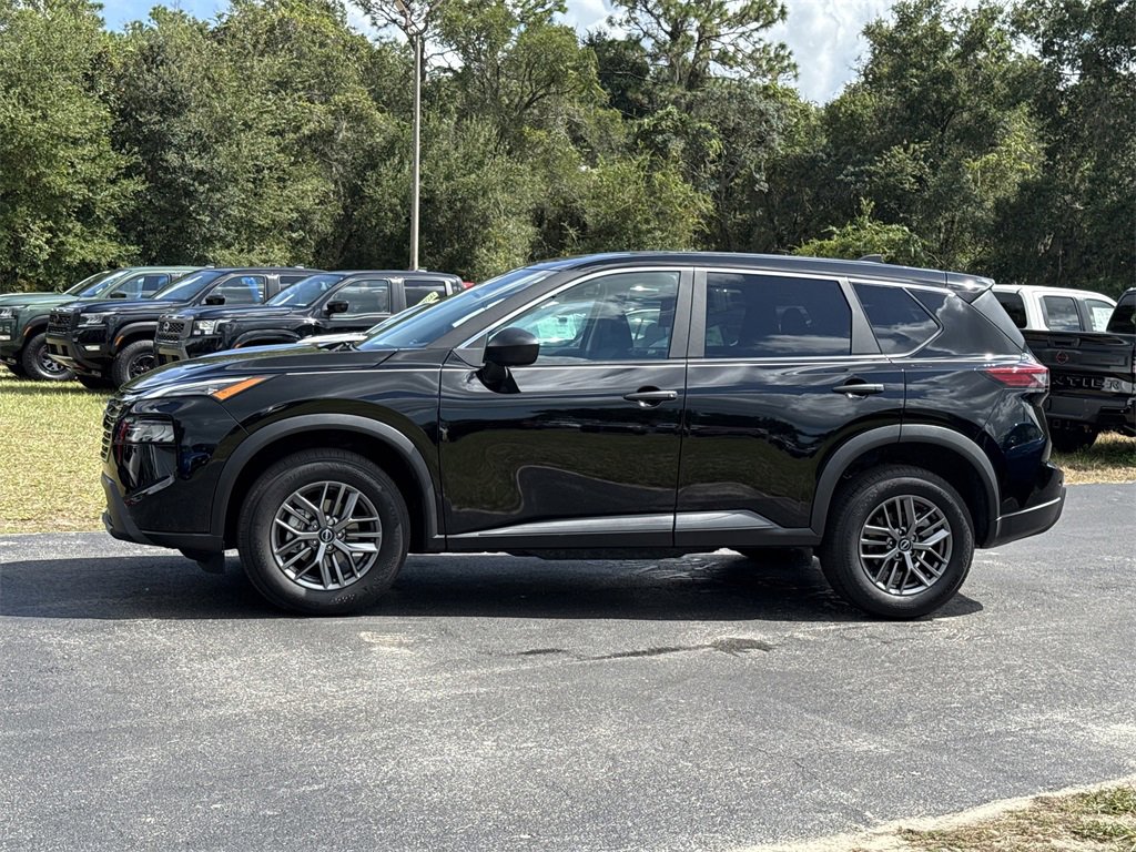 Certified 2025 Nissan Rogue S image 10