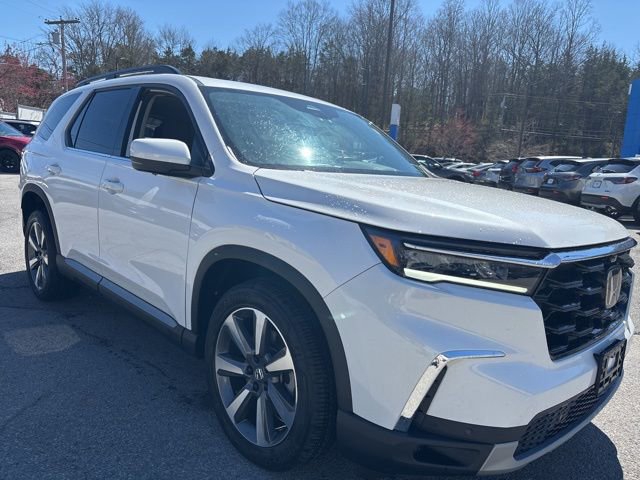 Used 2025 Honda Pilot Elite image 5