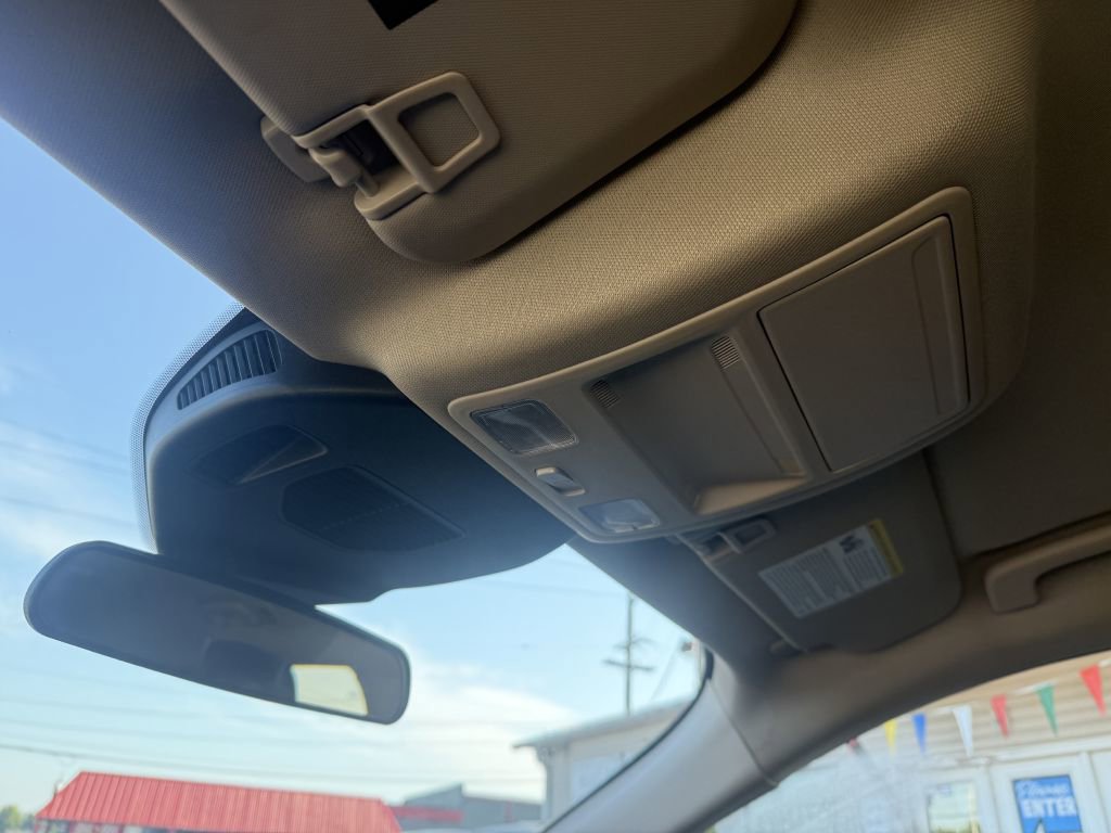 Used 2020 Ford Escape SEL image 14