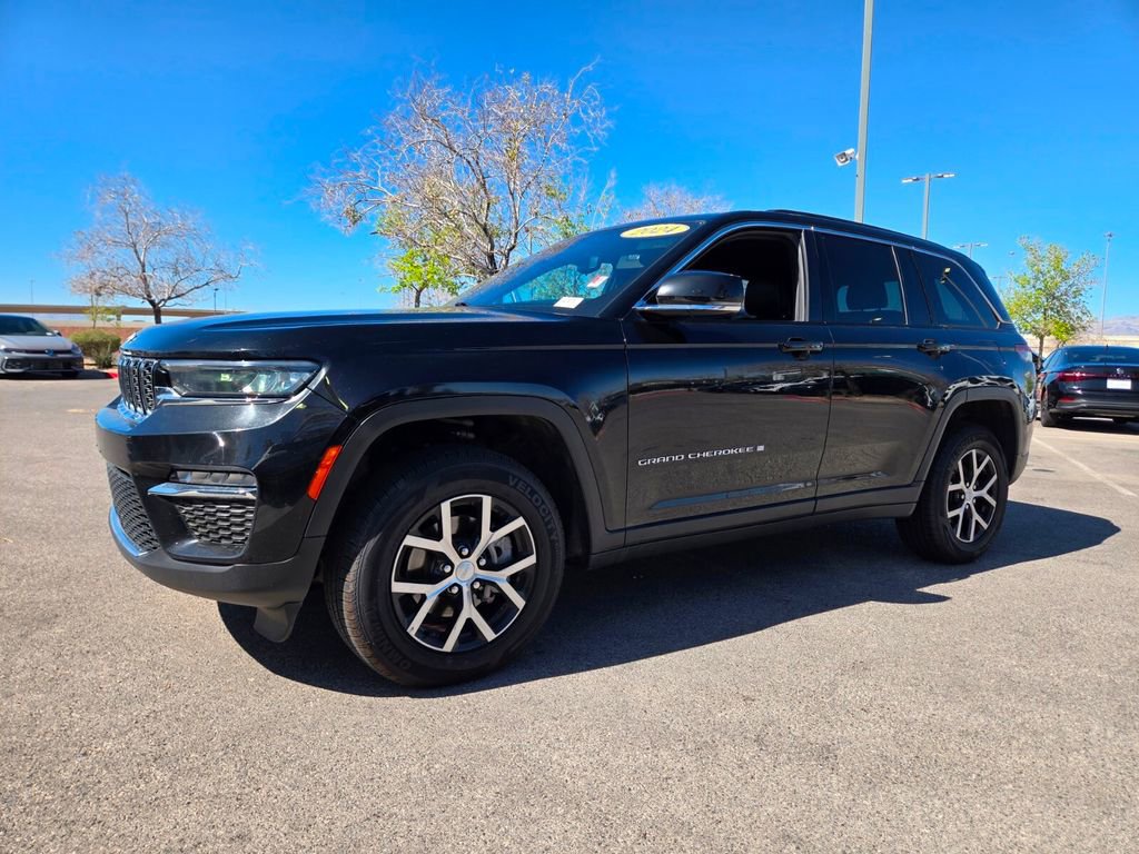 Used 2024 Jeep Grand Cherokee Limited AWD/4WD image 2