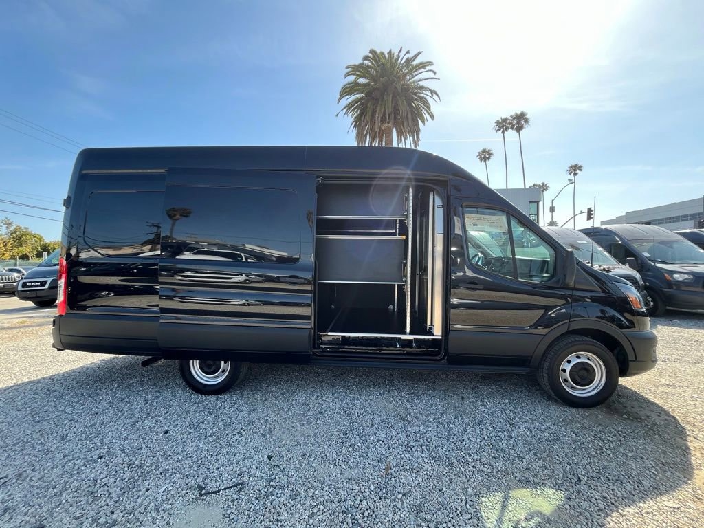 Used 2023 Ford Transit 250 148 High Roof Extended w/ Load Area Protection Package RWD image 5