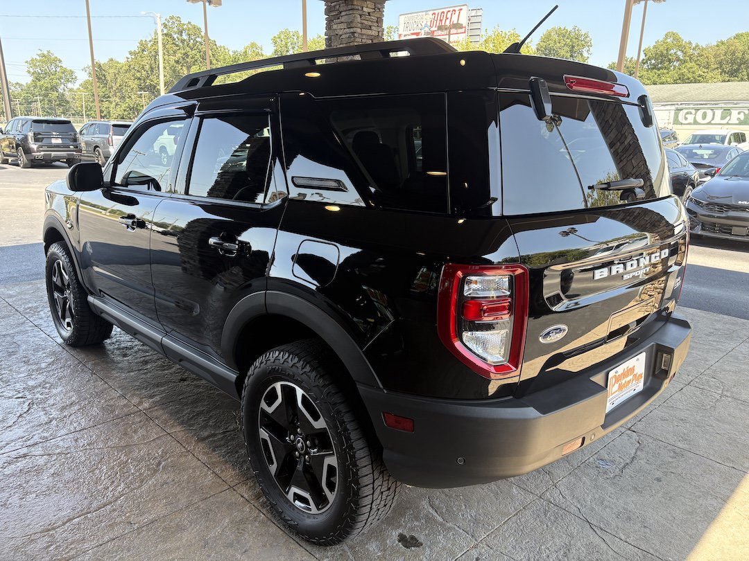 Used 2023 Ford Bronco Sport Outer Banks AWD/4WD image 8