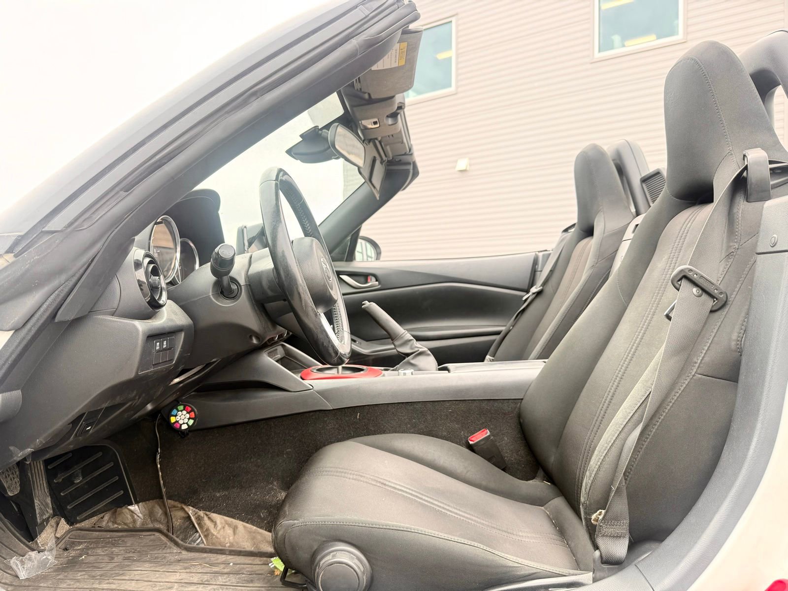 Used 2020 MAZDA MX-5 Miata Sport RWD image 28