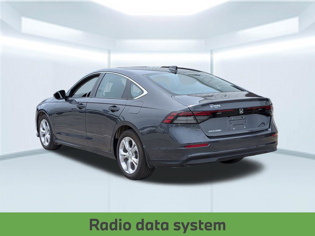 Used 2025 Honda Accord LX image 4