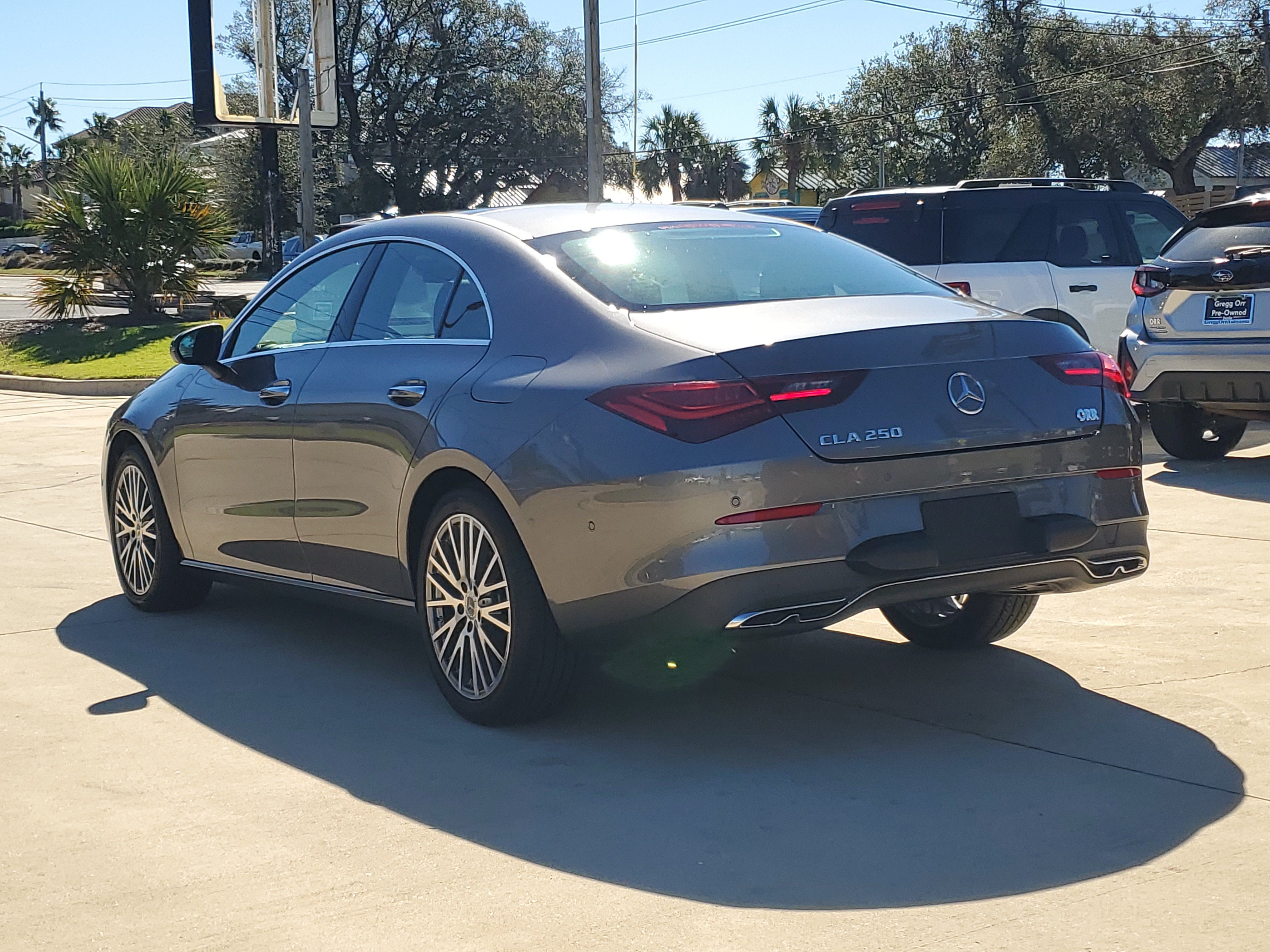 Used 2025 Mercedes-Benz CLA 250 image 3