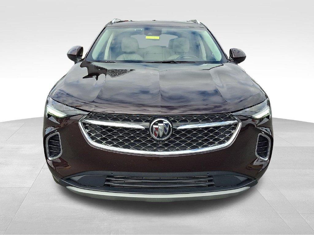 Used 2023 Buick Envision Avenir AWD/4WD image 2