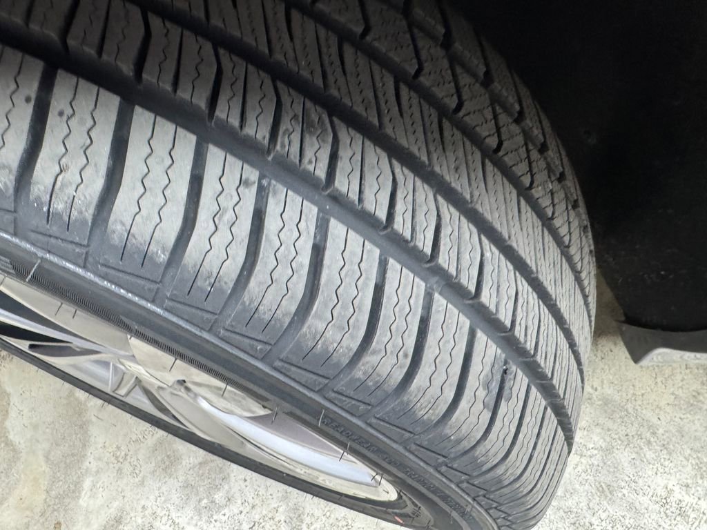 Used 2020 Buick Encore GX Select w/ Experience Buick Package image 32