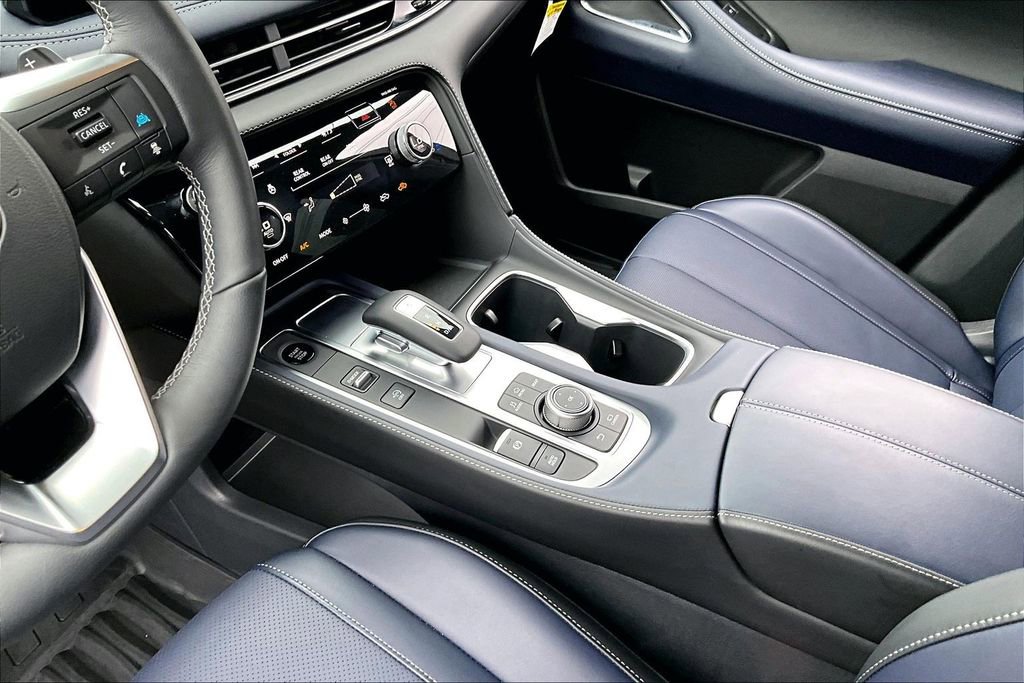 Certified 2026 INFINITI QX60 Sport w/ Dark Cargo Package image 19