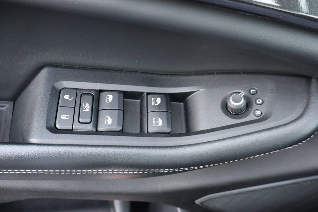 Used 2021 Jeep Grand Cherokee L Laredo AWD/4WD image 27