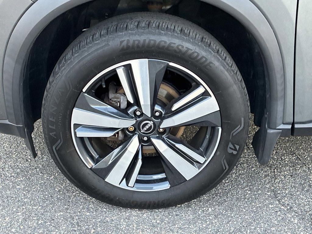Certified 2023 Nissan Rogue SL w/ SL Premium Package AWD/4WD image 20