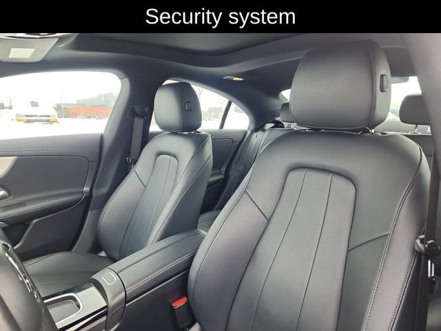 Used 2025 Mercedes-Benz CLA 250 4MATIC image 21