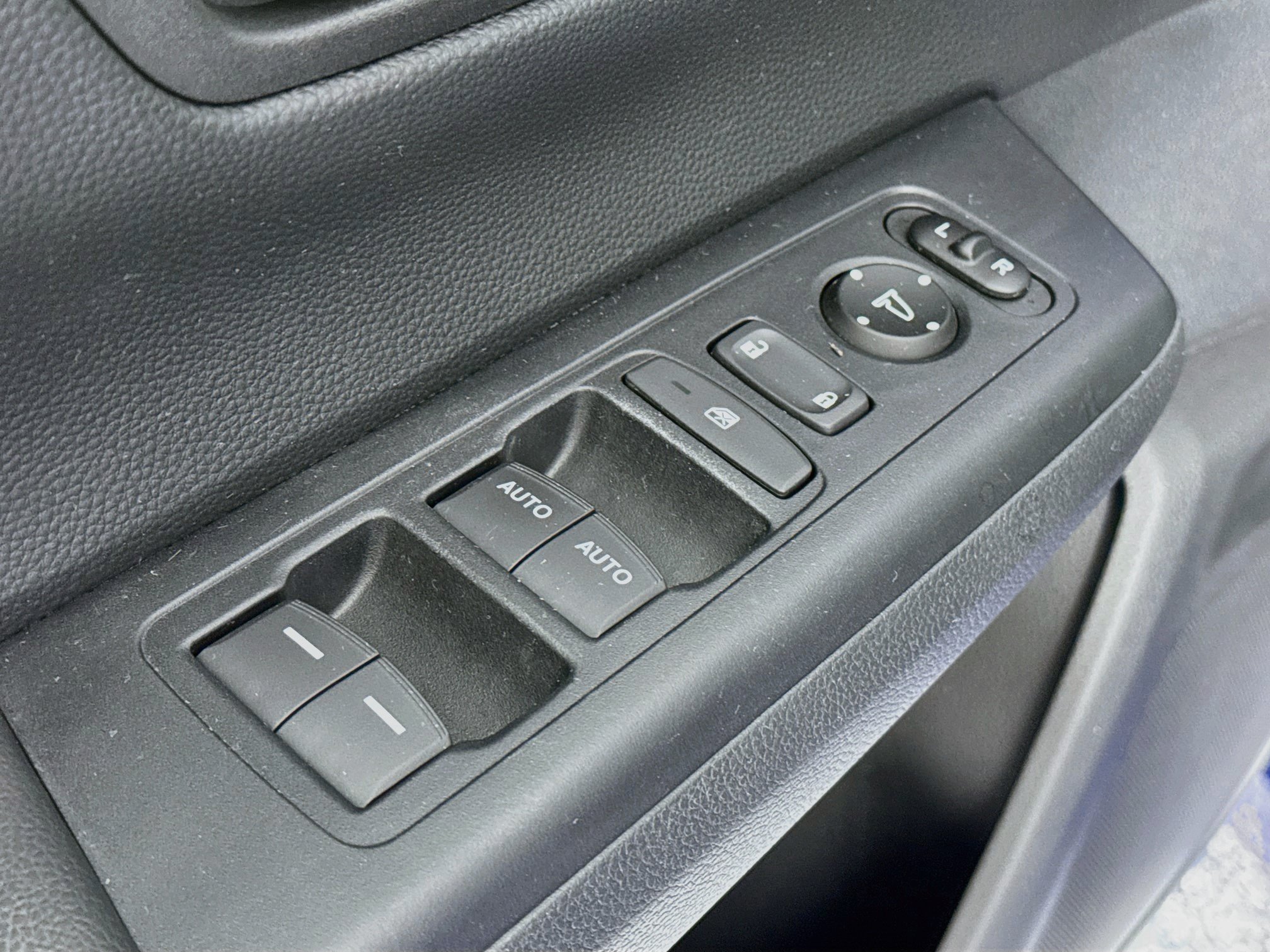 Certified 2023 Honda CR-V Sport image 17