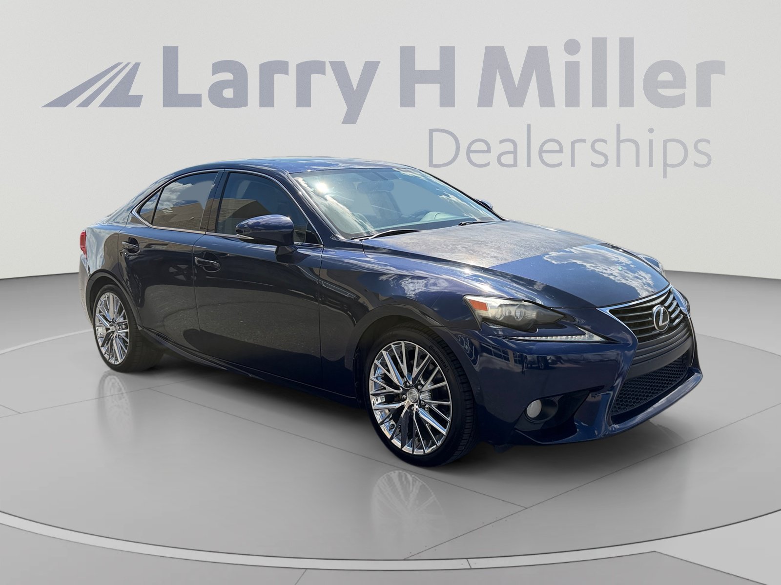 Used 2014 Lexus IS 250 w/ Navigation Package RWD image 7