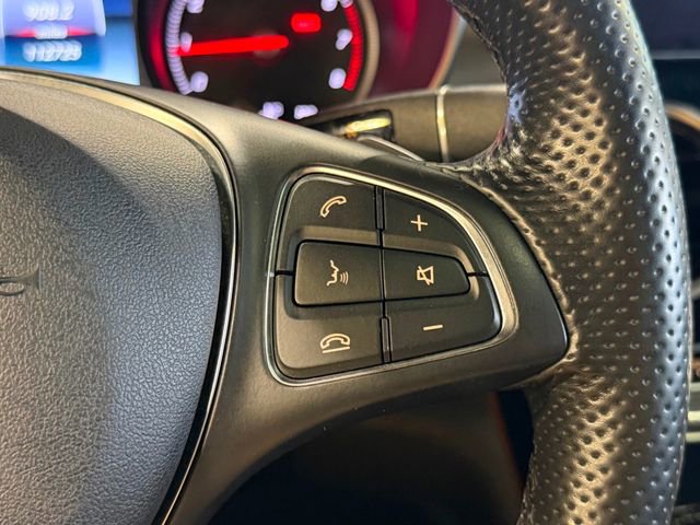 Used 2017 Mercedes-Benz GLC 300 4MATIC image 26