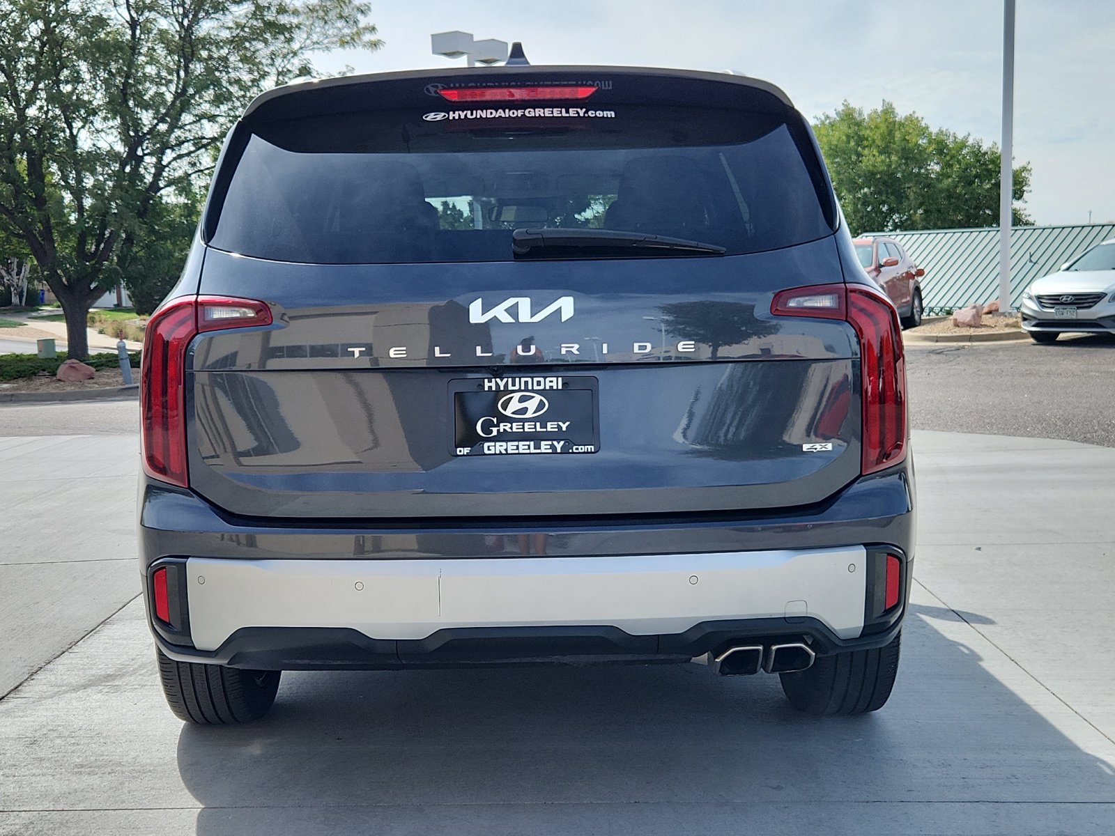 Used 2024 Kia Telluride S AWD/4WD image 4