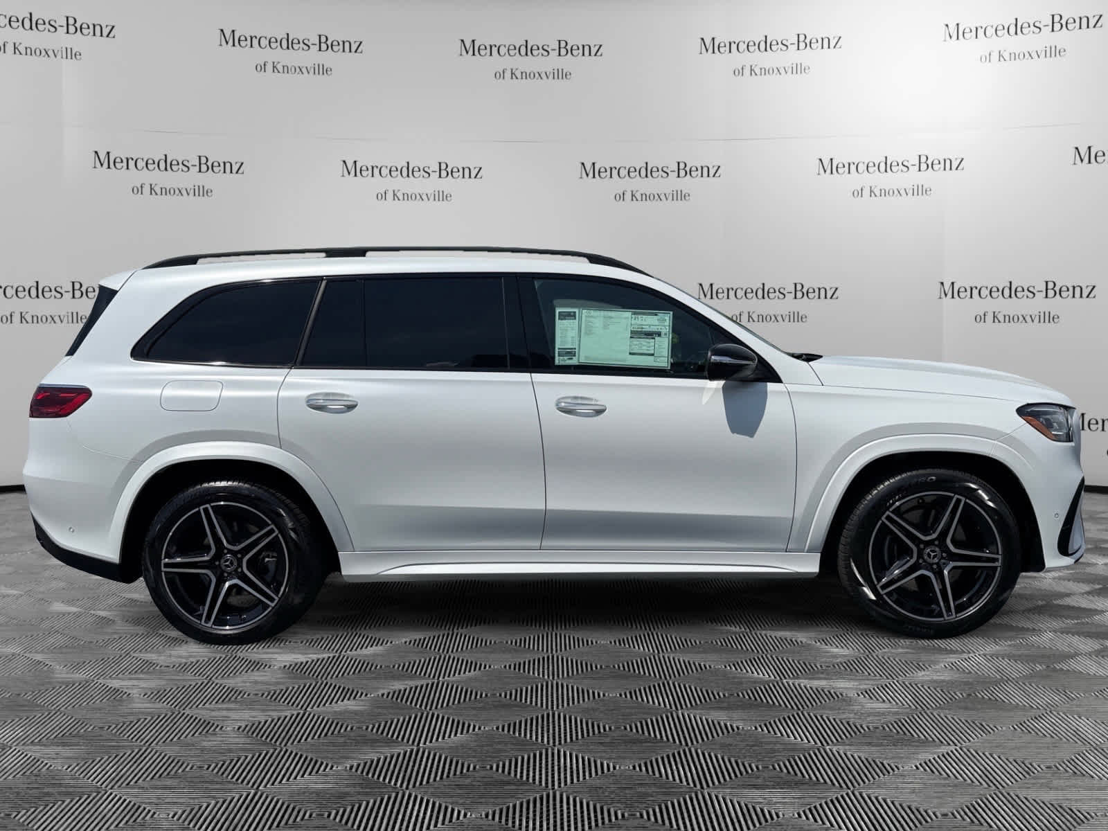 New 2026 Mercedes-Benz GLS 450 4MATIC image 6
