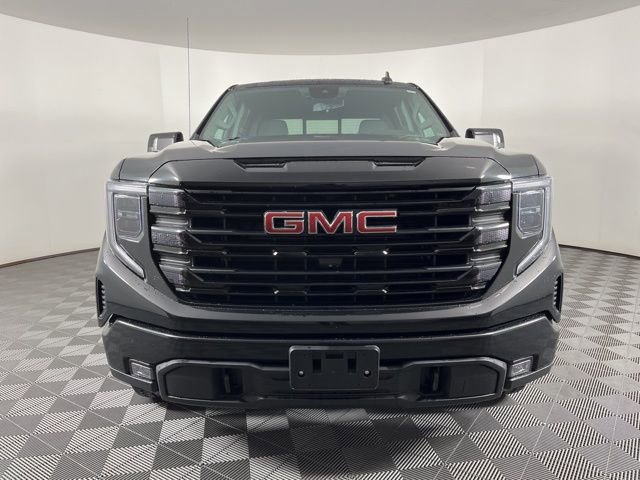 Used 2022 GMC Sierra 1500 Elevation w/ Elevation Premium Package image 3