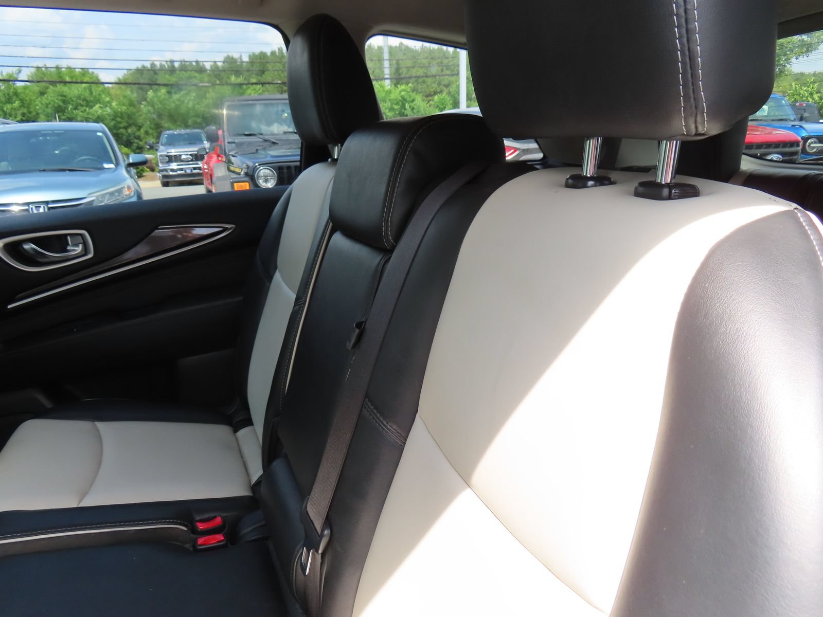 Used 2020 INFINITI QX60 Signature Edition AWD/4WD image 34