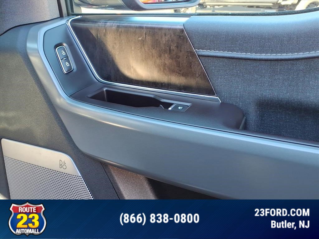 Certified 2022 Ford F150 Lariat w/ Equipment Group 502A High image 9