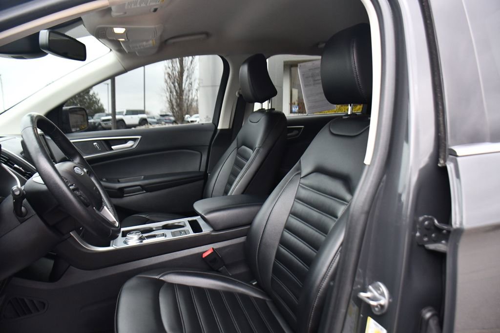Used 2021 Ford Edge SEL w/ Convenience Package image 13