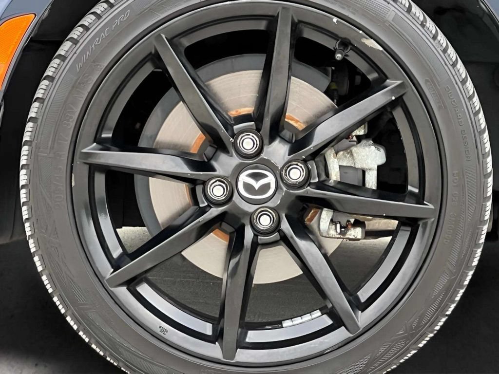 Used 2021 MAZDA MX-5 Miata RF Grand Touring RWD image 28