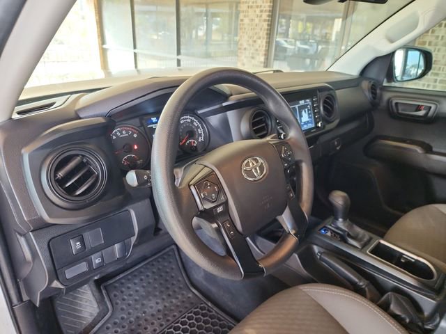 Used 2022 Toyota Tacoma 2WD Access Cab image 11