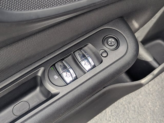 Used 2016 MINI Cooper Clubman image 25