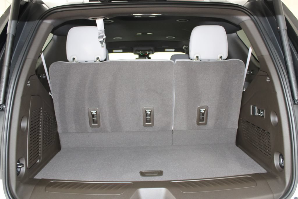 New 2026 Chevrolet Tahoe LT w/ Comfort Package AWD/4WD image 32