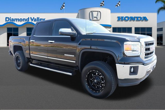 Used 2015 GMC Sierra 1500 SLT w/ SLT Crew Cab Value Package RWD image 1