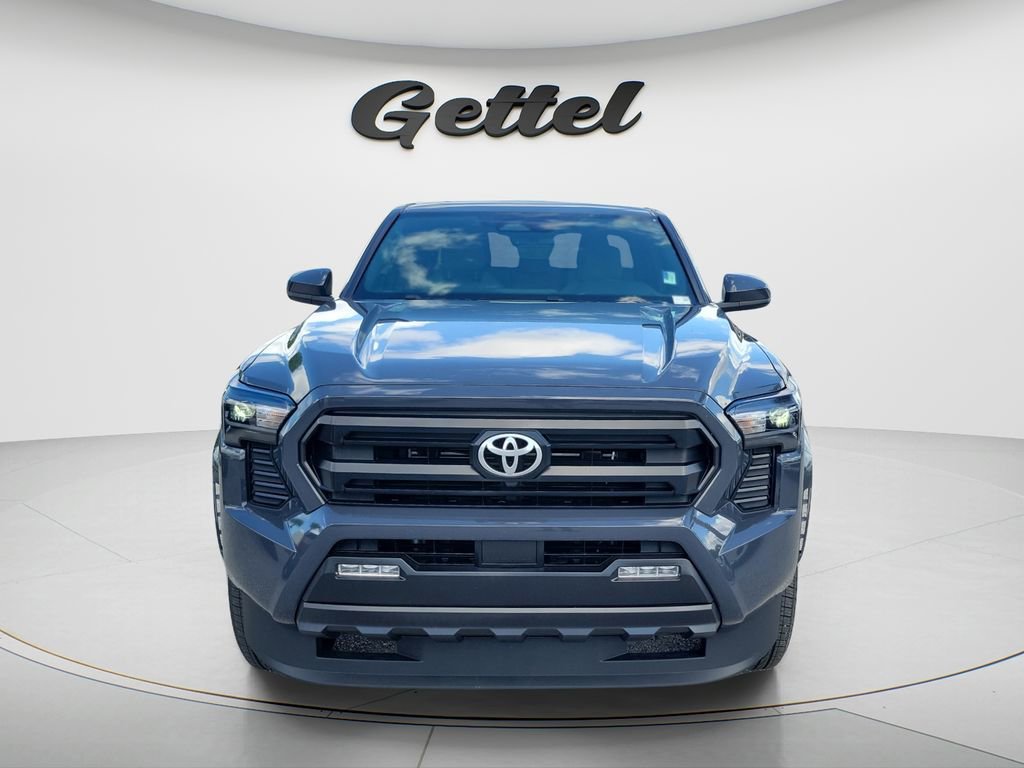 Certified 2024 Toyota Tacoma SR5 AWD/4WD image 8