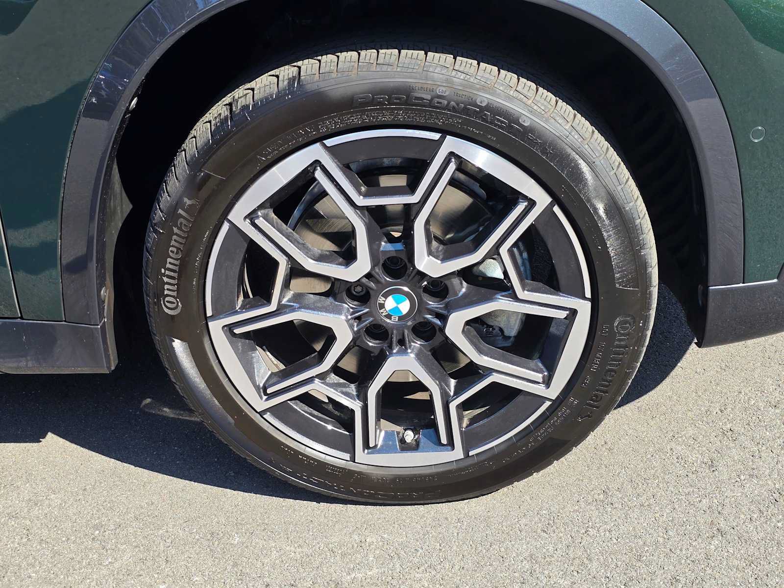 Used 2025 BMW X1 xDrive28i w/ Premium Package AWD/4WD image 9