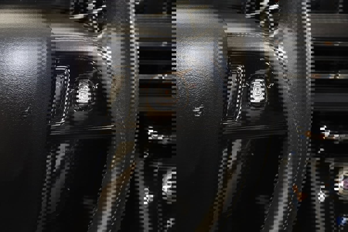 Used 2020 Lincoln Corsair FWD w/ Premium Package image 35