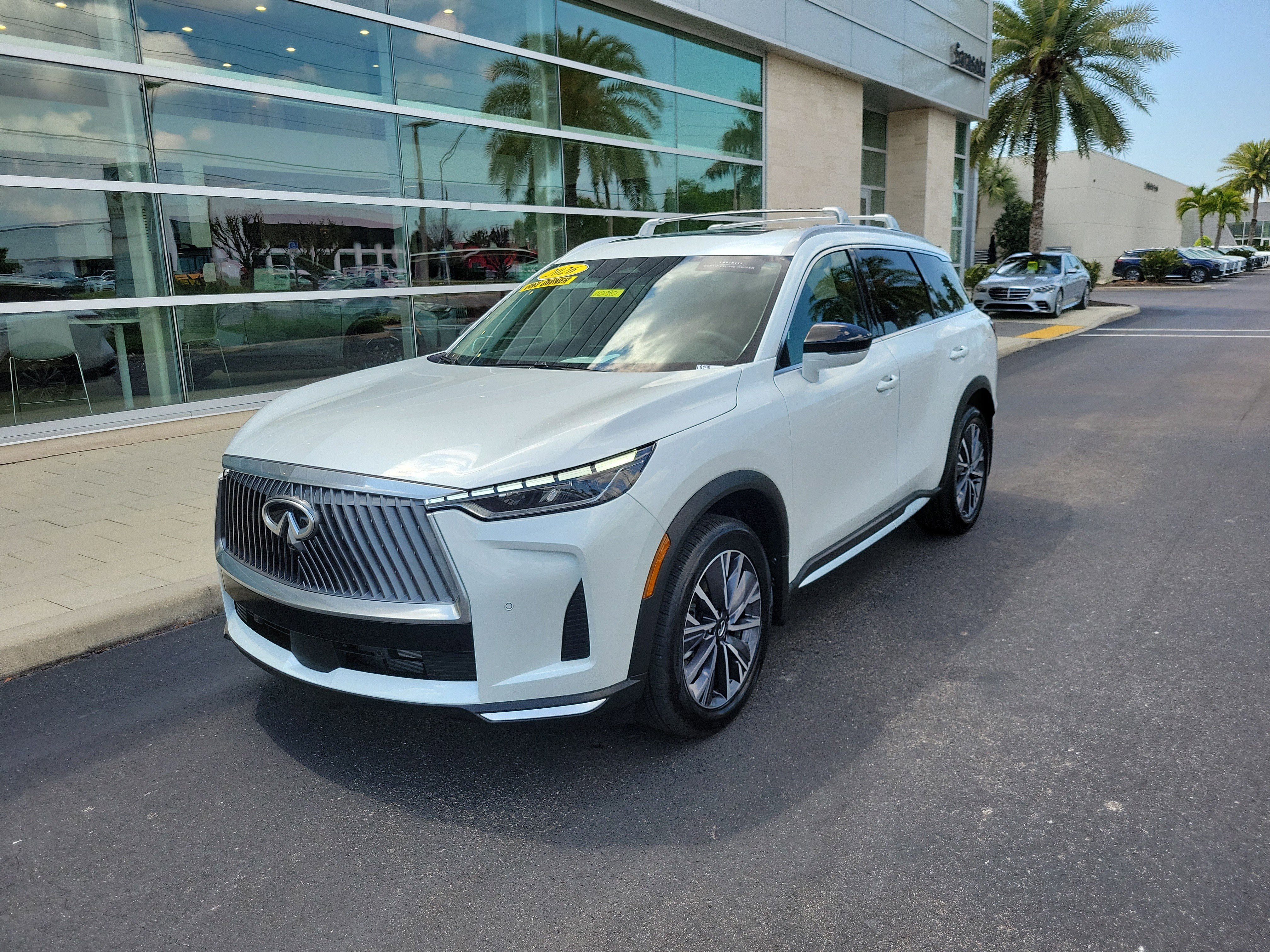 Certified 2026 INFINITI QX60 Luxe w/ Cargo Package image 8