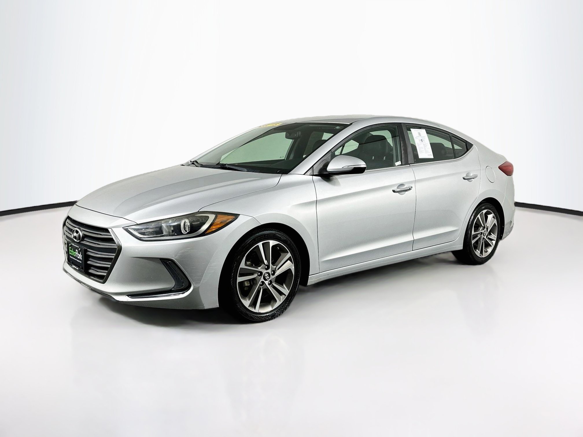 Used 2017 Hyundai Elantra Limited FWD image 3