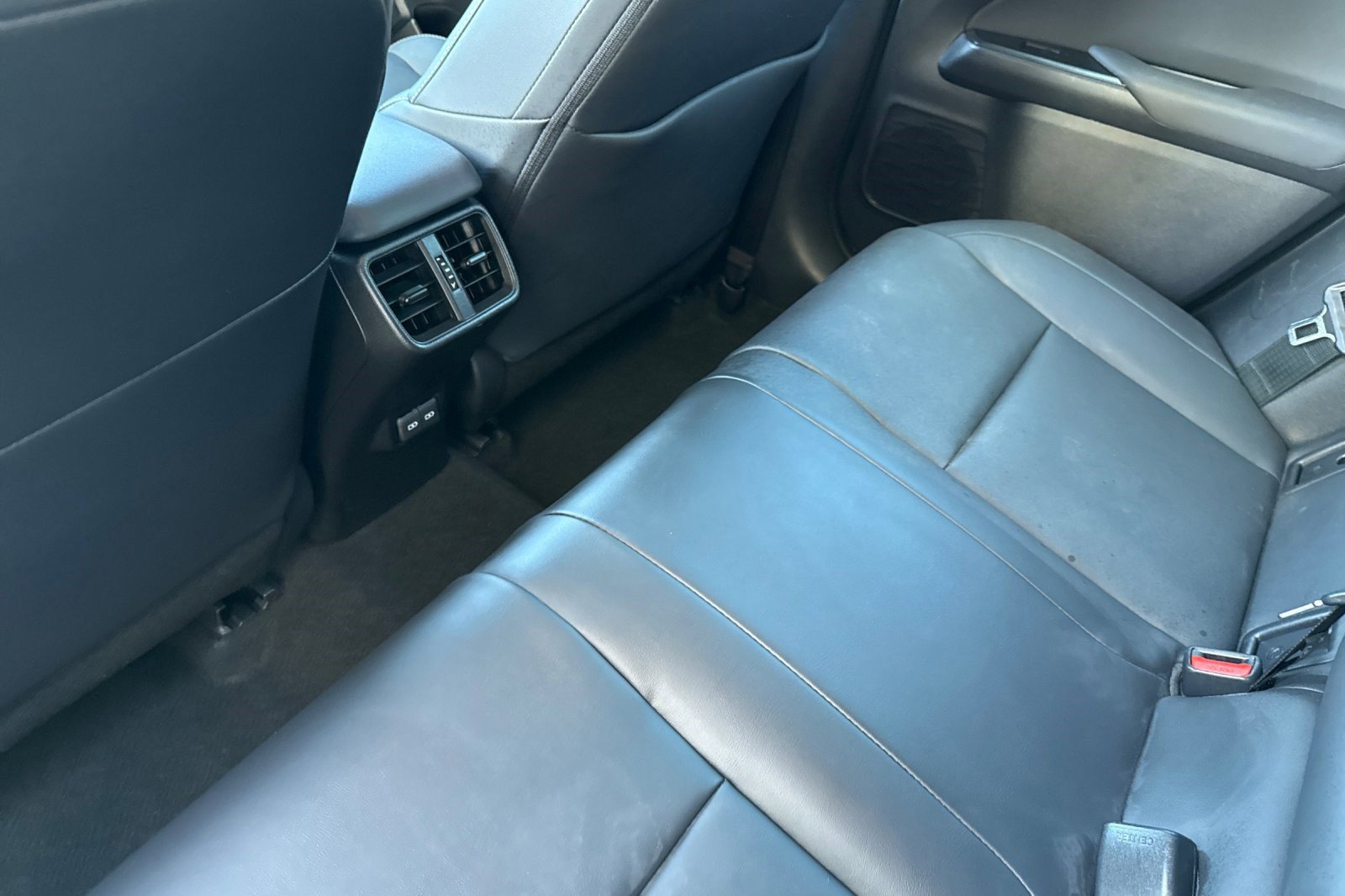 Used 2025 Lexus UX 300h AWD w/ Cold Area Package image 23