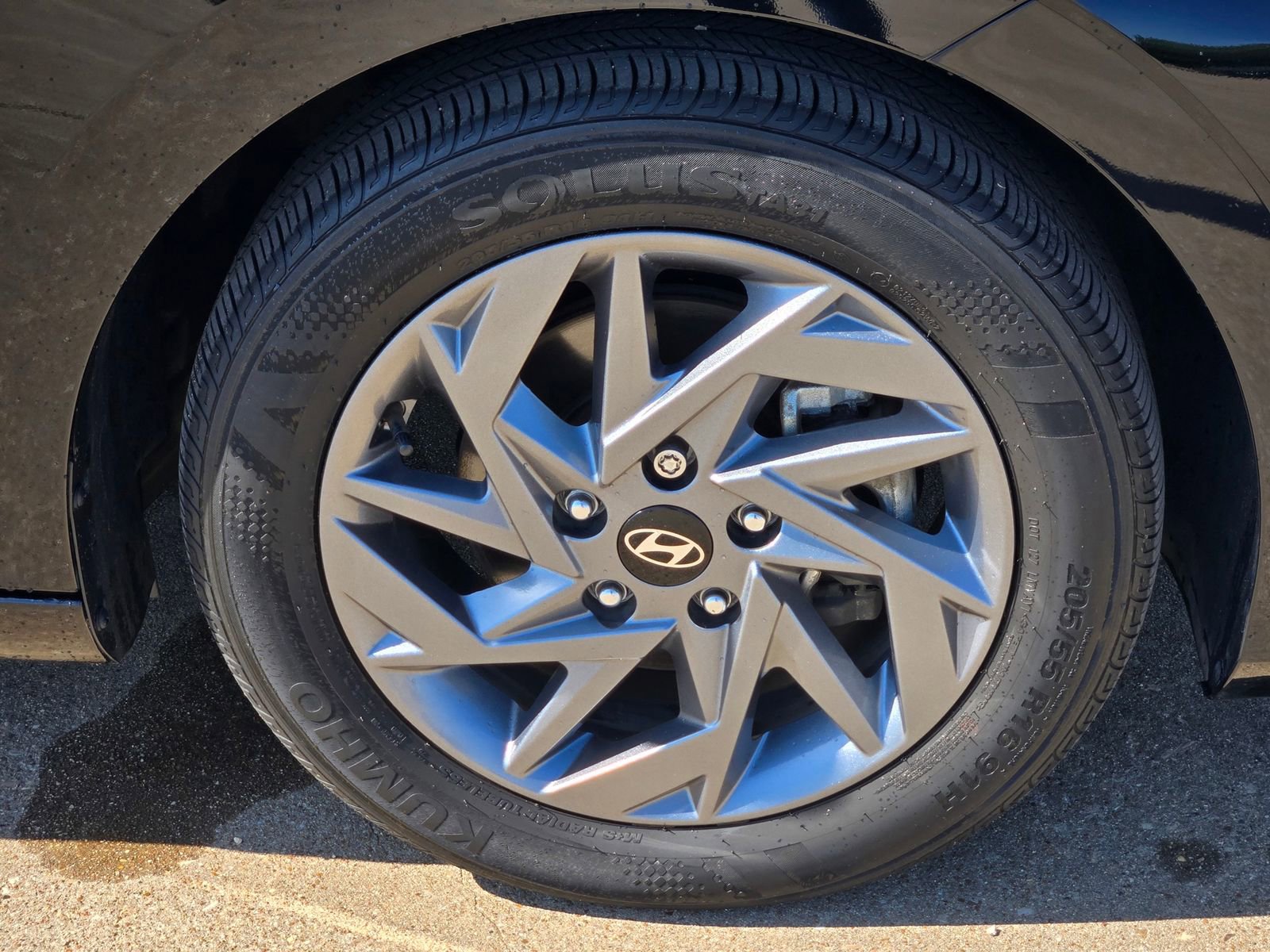 Used 2024 Hyundai Elantra SEL FWD image 7
