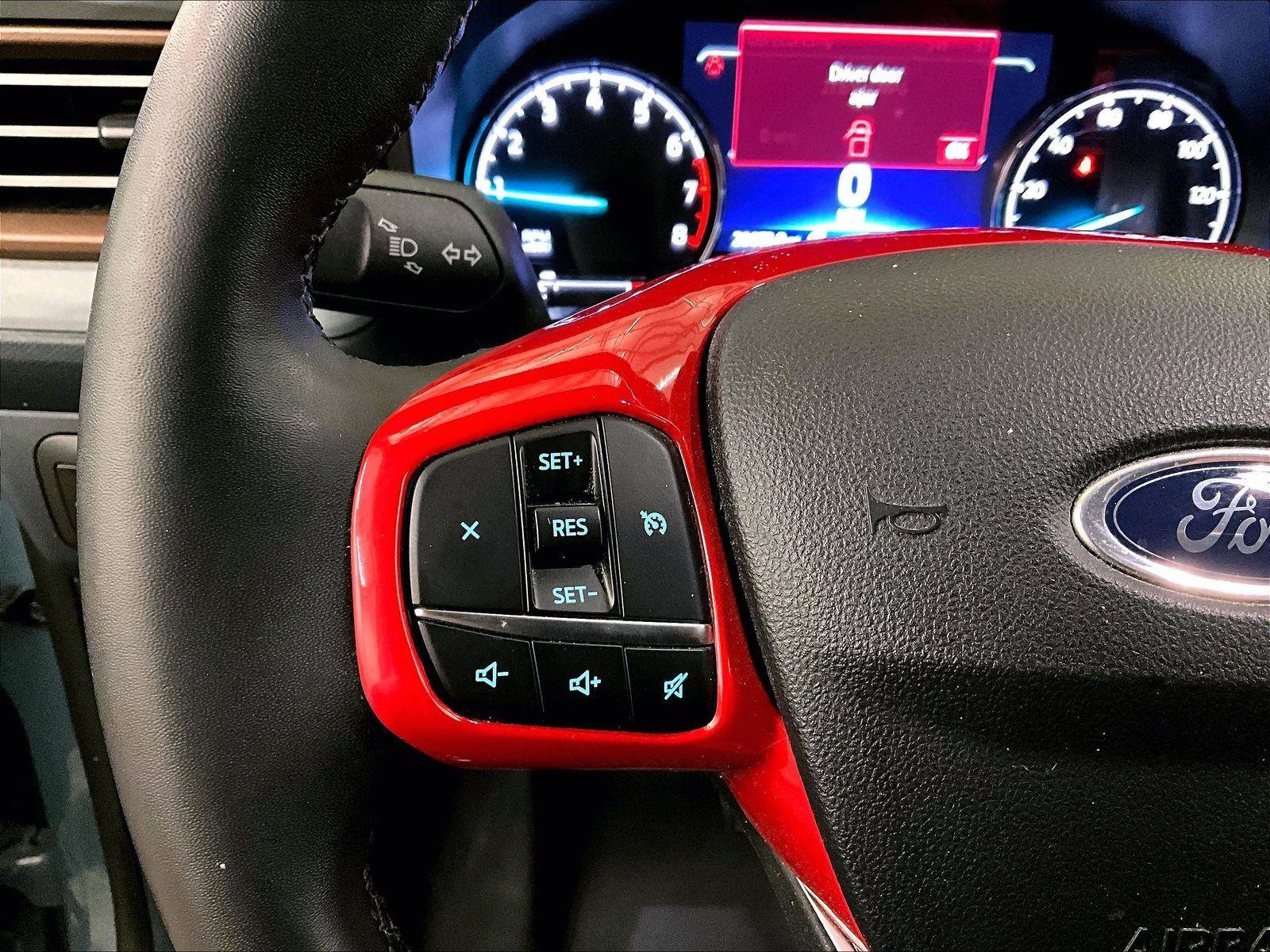 Used 2023 Ford Maverick Lariat w/ Equipment Group 500A Standard image 17