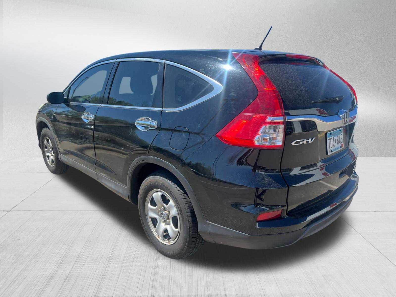 Used 2015 Honda CR-V LX image 4