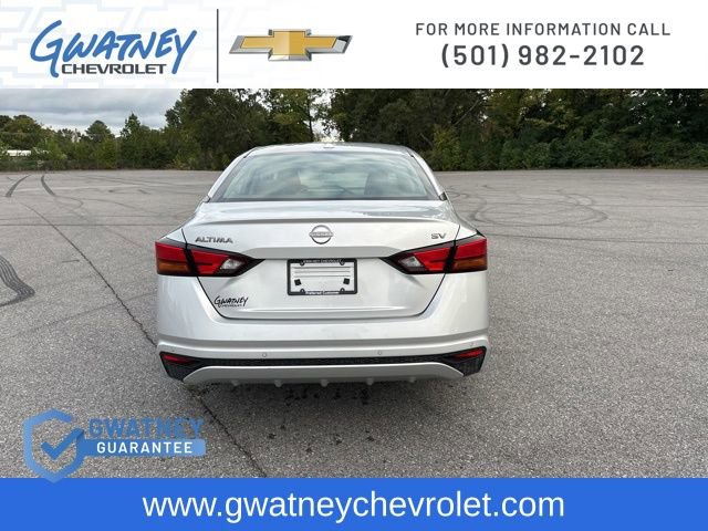 Used 2024 Nissan Altima 2.5 SV image 6
