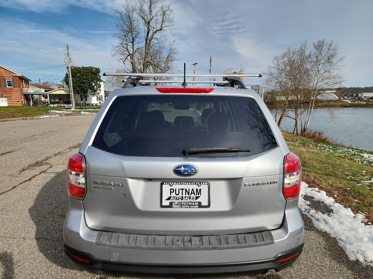 Used 2014 Subaru Forester 2.5i Premium w/ All-Weather Package image 4