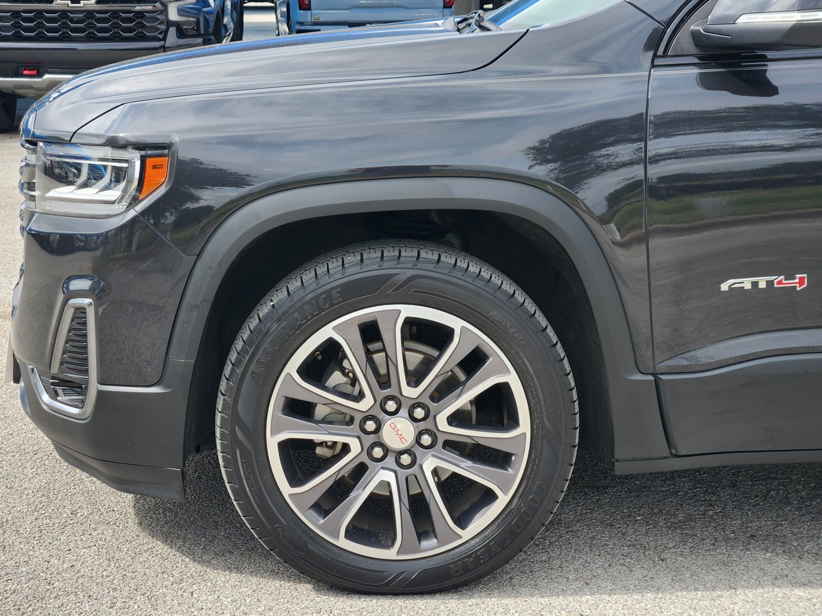 Used 2020 GMC Acadia AT4 AWD/4WD image 28