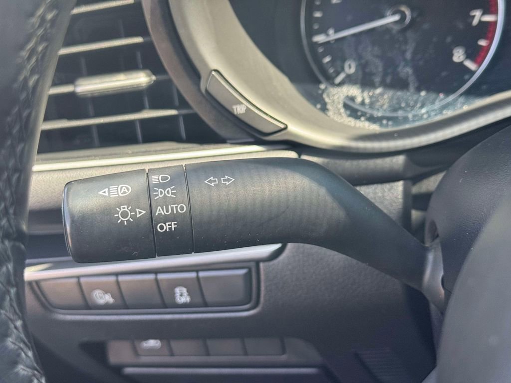 Used 2024 MAZDA MAZDA3 s image 21