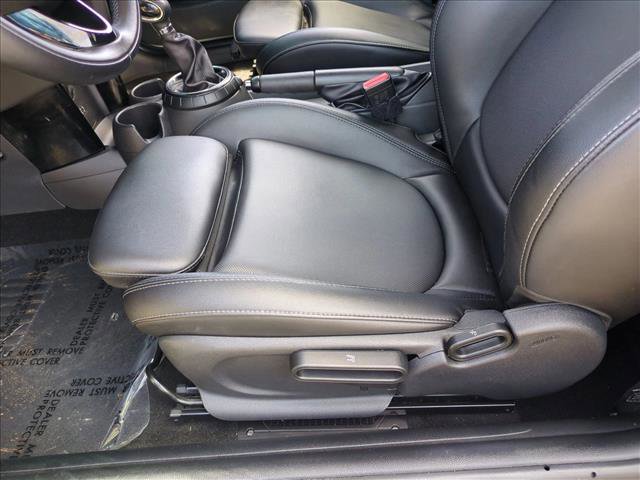 Used 2016 MINI Cooper S image 14